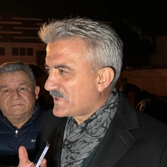 Düzce'de strafor fabrikasındaki yangını söndürme çalışmaları sürüyor
Vali M...