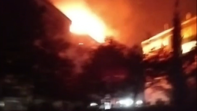 Yalova'da çatı katında mangal keyfi yangınla bitti