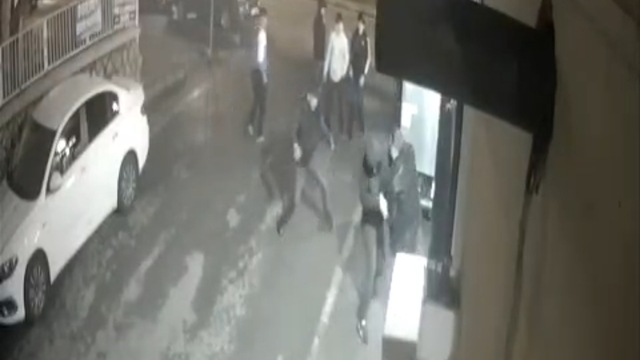 Mardin'de silahlı kavga kamerada: 1 yaralı