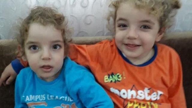 Depremle birlikte öksüz ve yetim kalan siyam ikizi kardeşleri 9 yaşında ölüm ayırdı