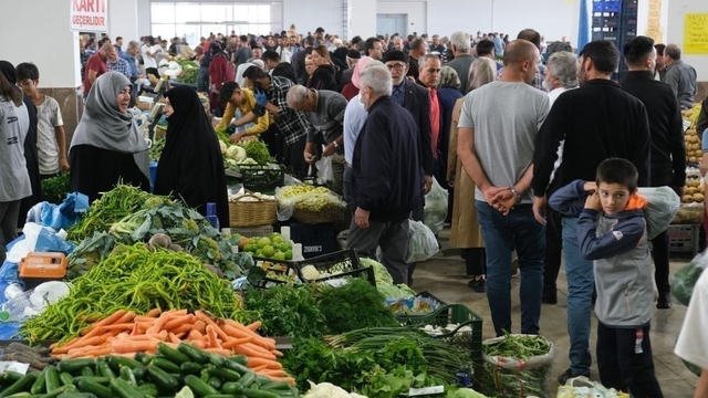 Ekonomik güven endeksi 99,4 değerinde aynı kaldı