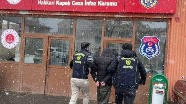 Hakkari'de uyuşturucu ve hırsızlık operasyonu