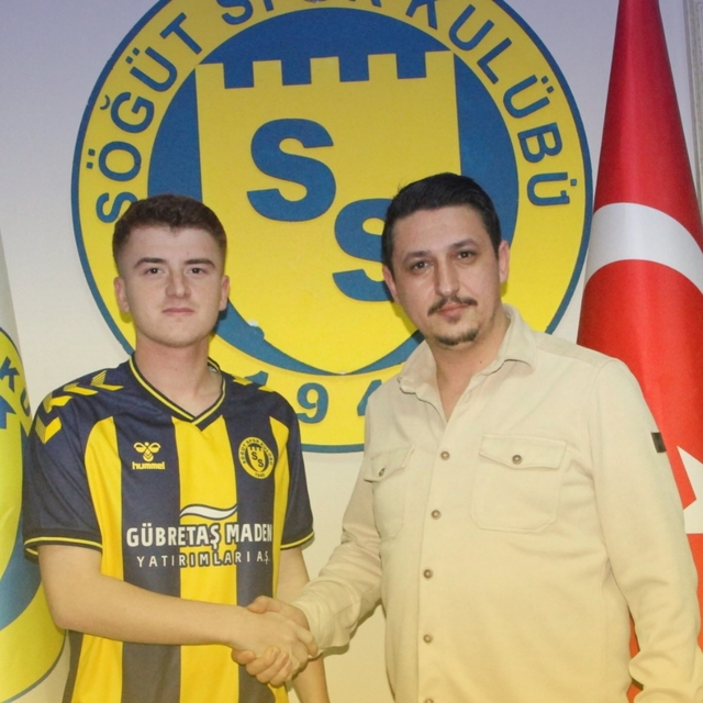 Galatasaray altyapısından yetişen genç futbolcu Söğütspor'a transfer oldu