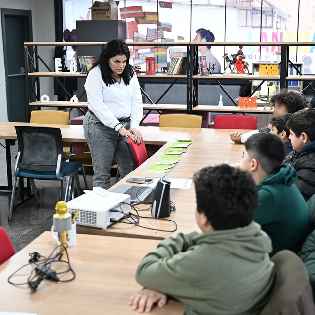 Mersin'de çocuklar akran zorbalığına karşı empati atölyelerinde buluştu