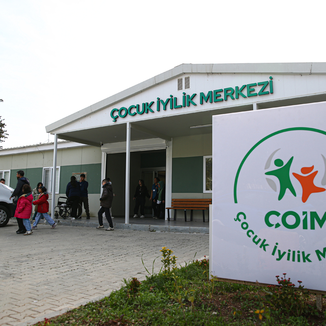 6 ŞUBAT DEPREMLERİNİN ÜÇÜNCÜ YILI - Çocuk İyilik Merkezi uzuv kaybı yaşayan...