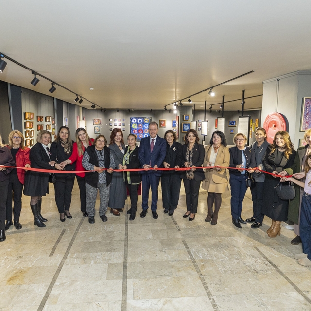 Mersin'de 'Sessiz Mirasın Sesi' sergisi sanatseverlerle buluştu