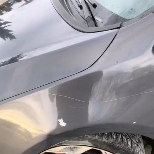 Bursa'da araçlara saldırı güvenlik kamerasına yansıdı