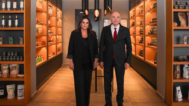 Başkan Özlü Sarıeroğlu'nu ağırladı