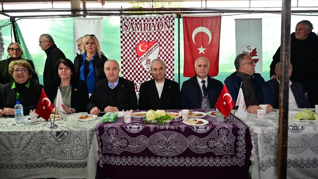 Kepez'de Elazığ rüzgarı esti