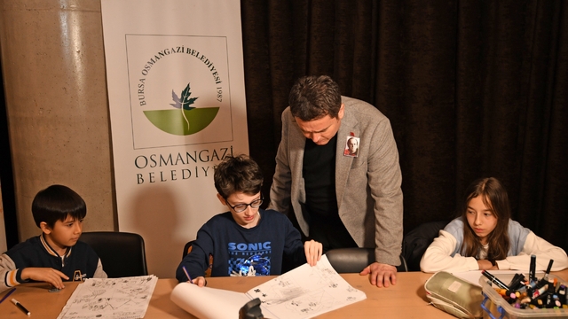 Başkan Aydın Çocukların Masalsı Dünyasına Eşlik Etti
Renkler ve Hayaller Panorama 1326'da Buluştu