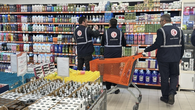 Bolu'da ramazan öncesi market ve mağazalarda fiyat denetimi yapıldı