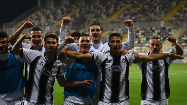 Altay deplasmanda umut arıyor