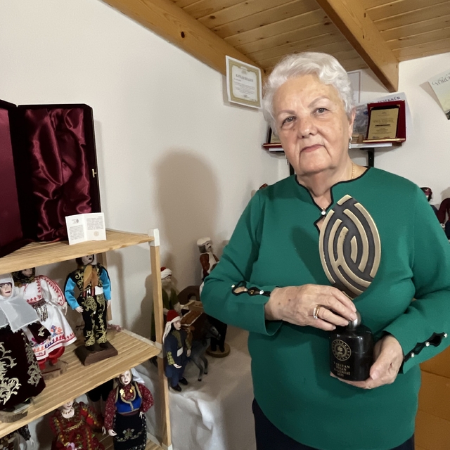 Folklorik kitre bebek sanatıyla Türkiye'nin 'hazinesi' oldu
Anadolu kültürü...