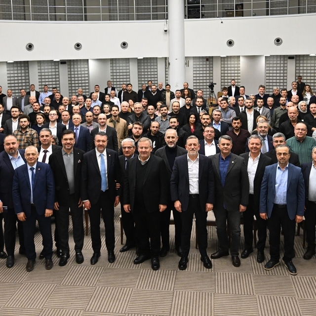 Makine sektör temsilcilerinden BTSO'da dev buluşma
BTSO yönetim kurulu başk...