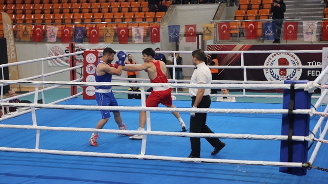Türkiye Boks Şampiyonası'nda final heyecanı Darıca'da yaşanacak