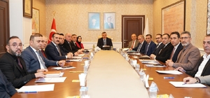 Başkan Özakalın, il istihdam ve mesleki eğitim kurulu toplantısına katıldı