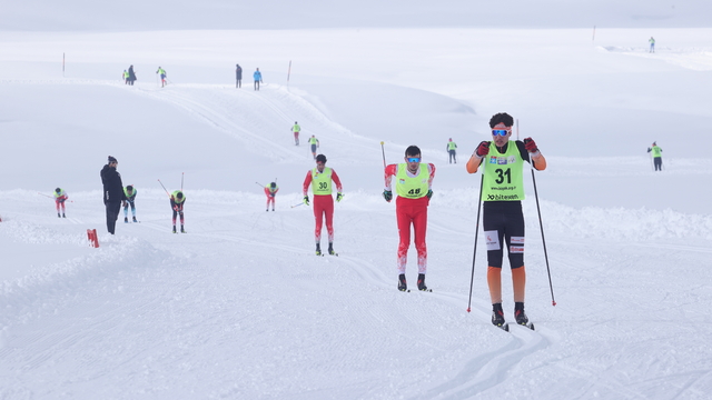 Kayaklı Koşu 1. Etap Yarışması Hakkari'de başladı