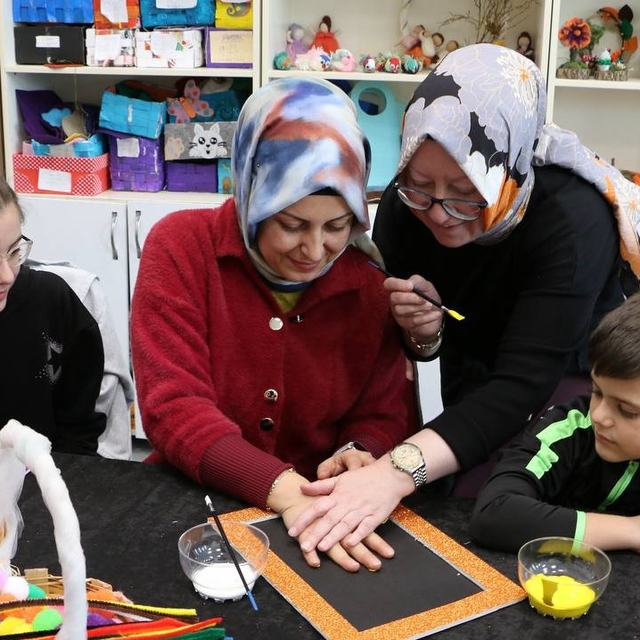 Sömestr atölyeleri çocukları ve ebeveynleri bir araya getirdi