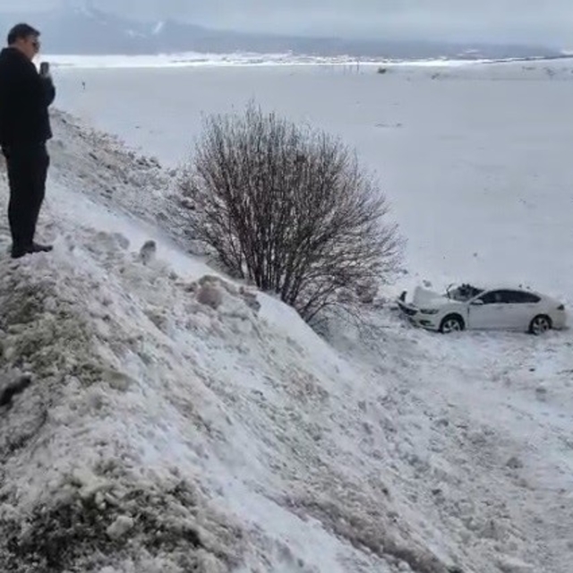 Sarıkamış'ta trafik kazası: 1 yaralı