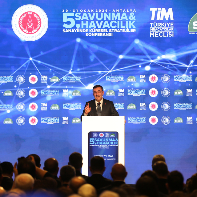 Cumhurbaşkanı Yardımcısı Yılmaz, 5. Savunma ve Havacılık Sanayiinde Küresel...