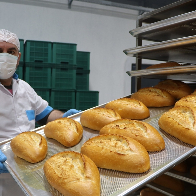 Beyşehir'de halk ekmek Ramazan ayı boyunca 6 lira