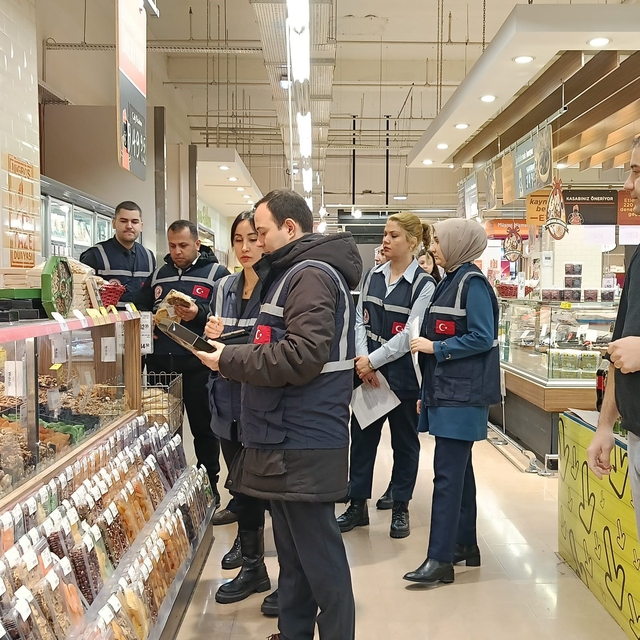 Edirne'de Ticaret Bakanlığı ekipleri sahada: Ramazan öncesi işletmeler merc...