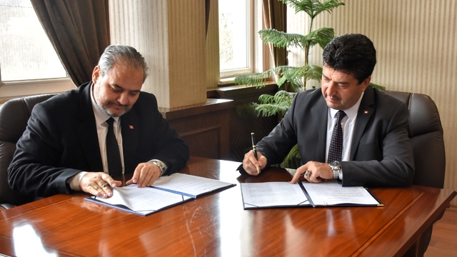 İki üniversite laboratuvar ve altyapı imkanlarını ortak kullanacak