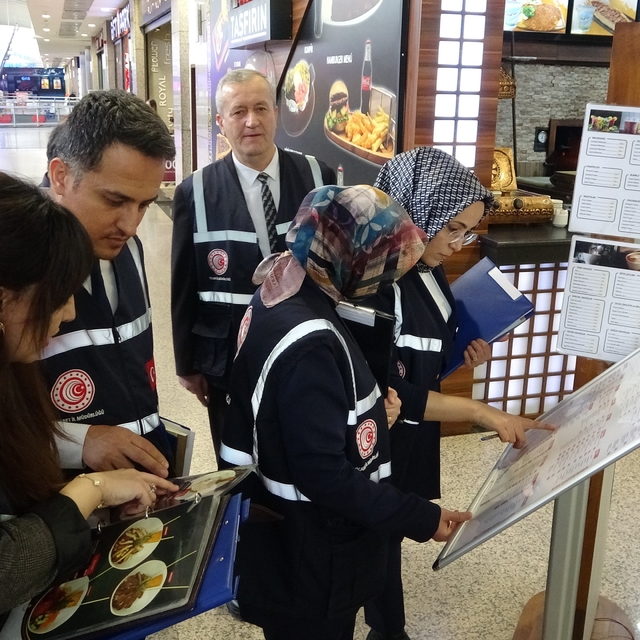 Kastamonu'da Ramazan ayı öncesinde restoran ve marketler denetlendi