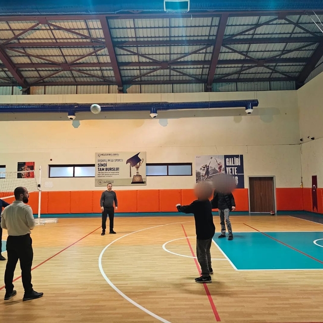 Bitlis'te suça sürüklenen çocuklar için etkinlikler düzenlendi