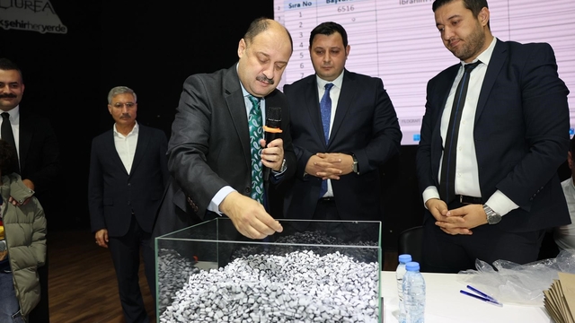 Şanlıurfa'da 90 personel alımı için kura çekimi yapıldı