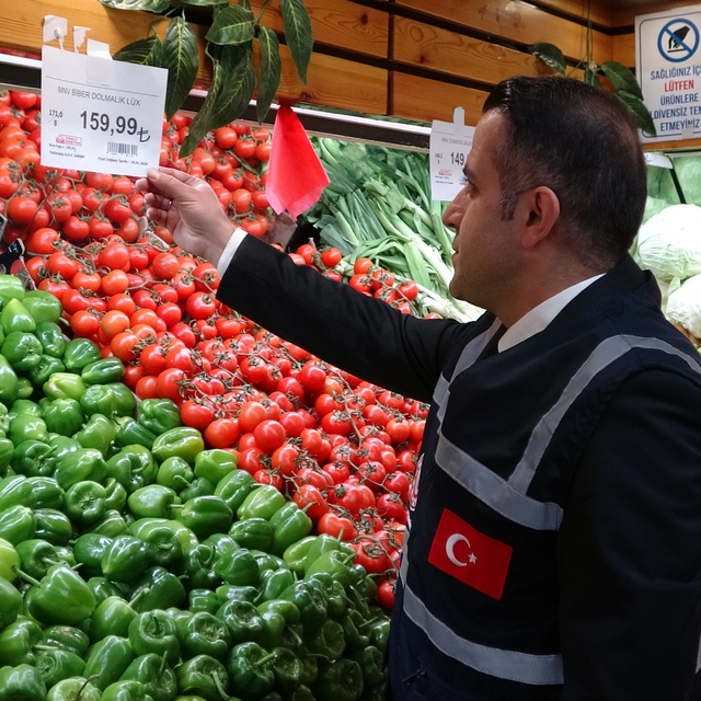 Van'da Ramazan öncesi market, kasap ve fırınlara sıkı denetim