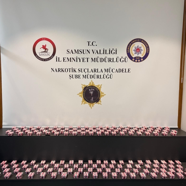 Samsun'da 4 bin 410 adet sentetik ecza ele geçirildi