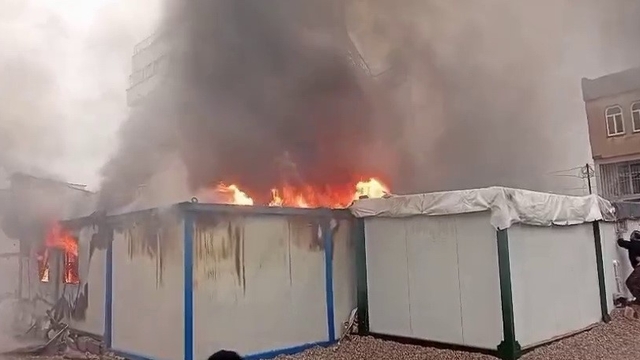 Konteynerde çıkan yangın korkuttu