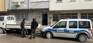 Her gün eşinin mezarına giden yaşlı adam evinde ölü bulundu