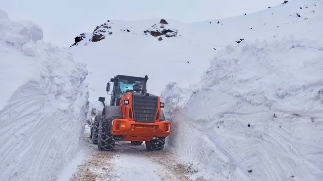 Batman'da karla mücadele çalışmaları