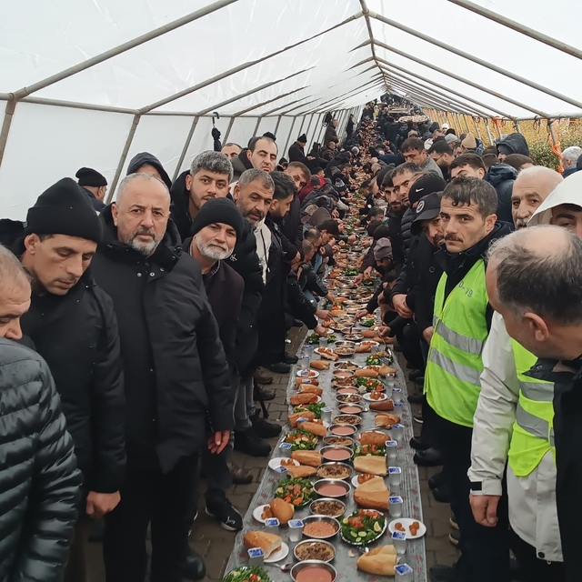 Batman'da şeyh Süleyman Bağdu, vefatının 20. yılında binlerce kişi tarafınd...
