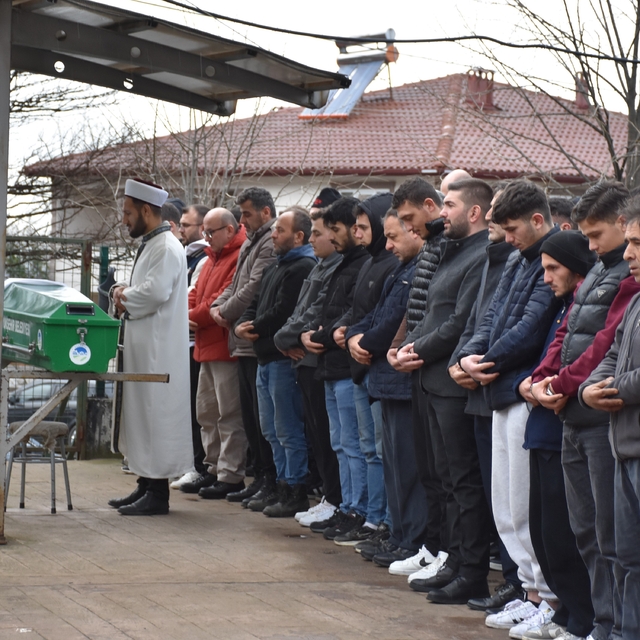 Kavgada tüfekle vurulan genç son yolculuğuna uğurlandı