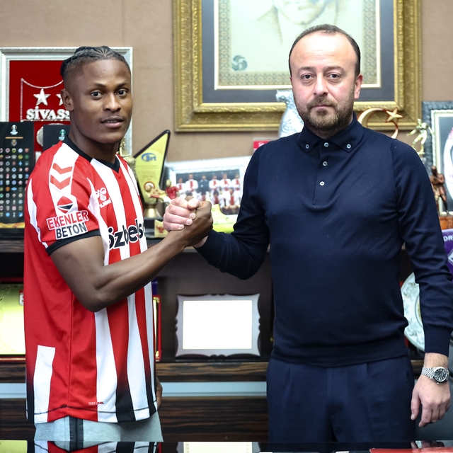 Jonathan Okoronkwo resmen Sivasspor'da
