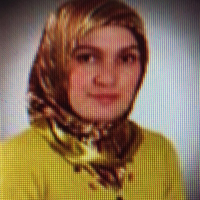 Cam silerken 3'üncü kattan düşen öğretmen yaşamını yitirdi