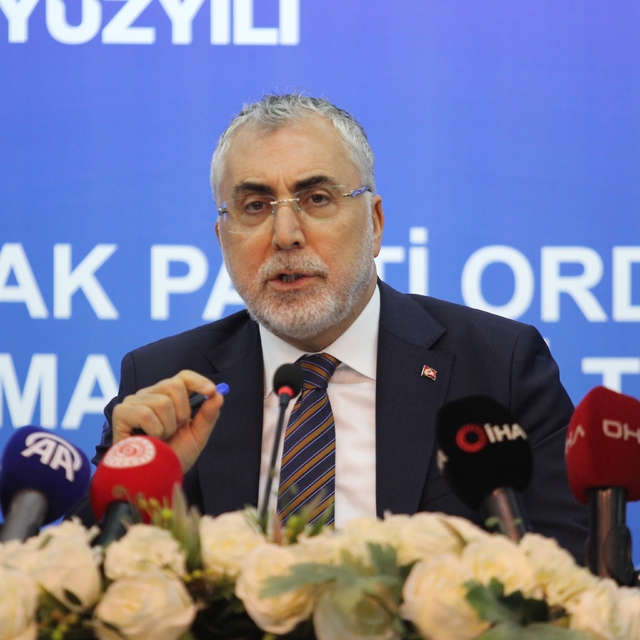 Bakan Işıkhan: "TÜİK verilene göre işsizlik oranı son 25 yılın en düşük sev...