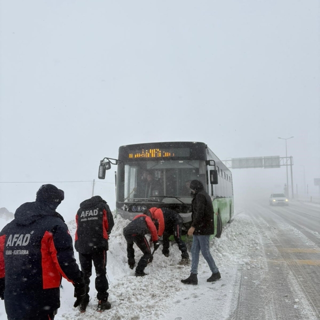 Ani tipi kazaya neden oldu, yardıma ekipler koştu