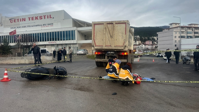 Tokat'ta kamyon ile çarpışan motosikletin sürücüsü öldü