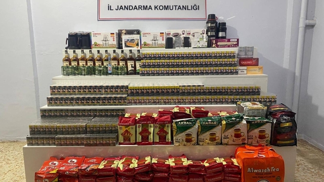 Şanlıurfa'da gümrük kaçakçılığı iddiasıyla 48 şüpheliye işlem yapıldı