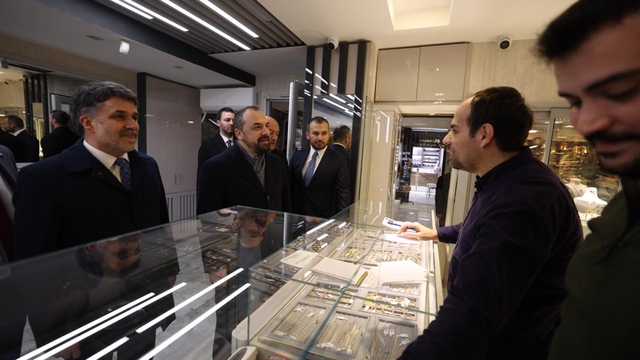 AK Parti Genel Başkan Yardımcısı Acar, Erzincan'da gençlerle buluştu