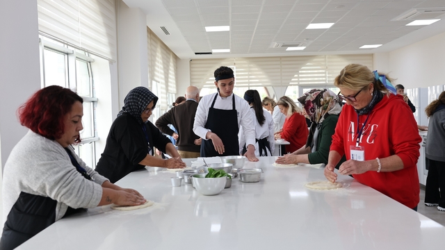 ALKÜ'de 40-60 yaşlarındaki bireyler üniversite deneyimi yaşadı