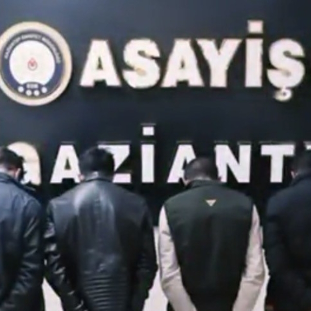 Gaziantep'te 'hırsızlık çetesi' çökertildi: 6 gözaltı
38 çalıntı araç ile 1...