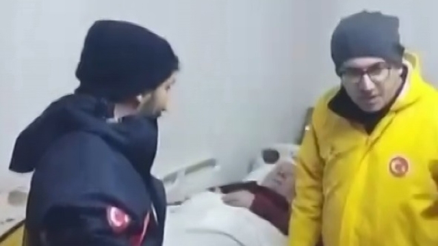 Adana'da sağanak hayatı olumsuz etkiledi (7)