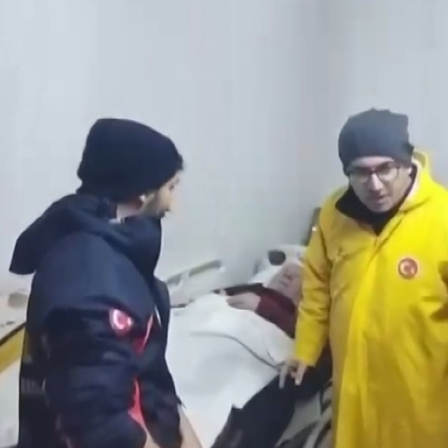 Adana'da sağanak hayatı olumsuz etkiledi (7)