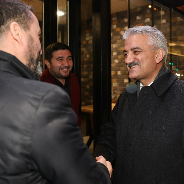 Vali Makas, Konuralp'de yapılan denetime katılarak esnafları ziyaret etti