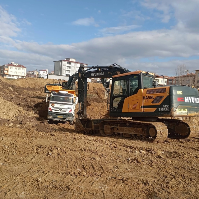 Kavak'a 16 derslikli ortaokul